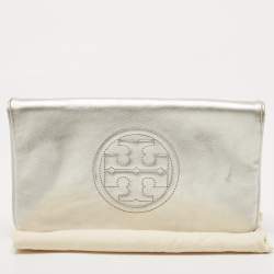 Pre Owned Tory Burch Metallic Silver Leather Reva Clutch