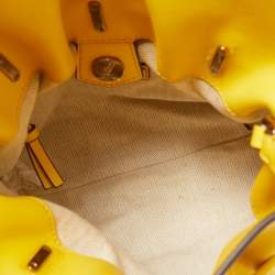 Pre Owned Tory Burch Yellow Chevron Leather Kira Bucket Crossbody Bag