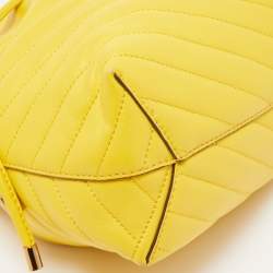 Pre Owned Tory Burch Yellow Chevron Leather Kira Bucket Crossbody Bag