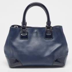 Pre Owned Tory Burch Blue Patent And Leather Robinson Middy Satchel