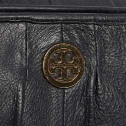 مملوكة مسبقًا حقيبة كتف توري برش جلد أسود قابلة للطي