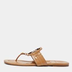 Pre Owned Tory Burch Beige Patent Leather Thong Flats Size 38.5