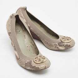 Tory Burch Two Tone Snakeskin Embossed Suede Scrunch Wedge Pumps Size 38