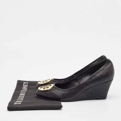 Tory Burch Black Textured Leather Sally Wedge Pumps Size 38.5