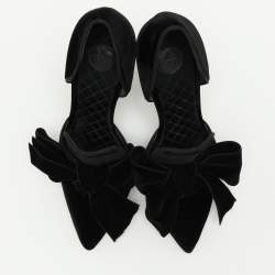 Pre Owned Tory Burch Black Velvet Clara Bow Pumps Size 37.5