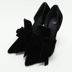 Pre Owned Tory Burch Black Velvet Clara Bow Pumps Size 37.5