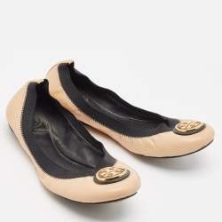 Pre Owned Tory Burch Beige/Black Leather Scrunch Ballet Flats Size 38