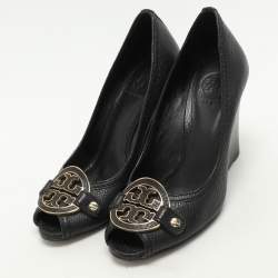 Tory Burch Black Leather Leticia Wedge Pumps Size 37