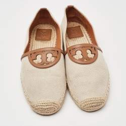 Pre Owned Tory Burch Cream/Brown Canvas Logo Flat Espadrilles Size 39.5