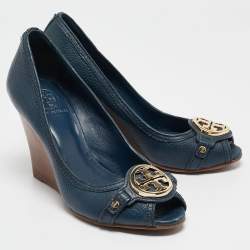 Pre Owned Tory Burch Navy Blue Leather Metal Logo Wedge Pumps Size 37.5