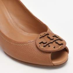 Pre Owned Tory Burch Brown Leather Chelsea Wedge Pumps Size 38