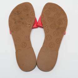Pre Owned Tory Burch Pink Patent Leather Logo Flat Slides Size 36.5