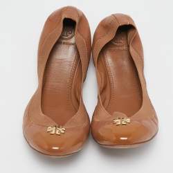 Pre Owned Tory Burch Brown Patent and Leather Jolie Scrunch Ballet Flats Size 38