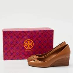 Tory Burch Royal Tan Leather Alice Wedge Pumps Size 36