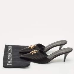 مملوكة مسبقًا Tory Burch Black Satin Logo Eleanor BMB Mules Size 39