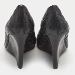 Pre Owned Tory Burch Black Quilted Leather Kaitlin Cap Toe Wedge Pumps Size 39