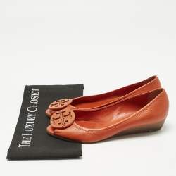 Pre Owned Tory Burch Orange Leather Janey Wedge Pumps Size 38.5