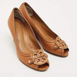 Pre Owned Tory Burch Brown Leather Amanda Peep Toe Wedge Pumps Size 37