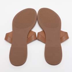 مملوكة مسبقًا Tory Burch Brown Leather Benton Thong Flats Size 41