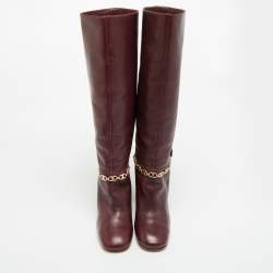 مملوكة مسبقًا Tory Burch Sarava Size 37.5 Burgundy Leather Blossom Block Heel Chain Knee Length Boots