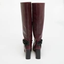مملوكة مسبقًا Tory Burch Sarava Size 37.5 Burgundy Leather Blossom Block Heel Chain Knee Length Boots