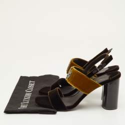 مملوكة مسبقًا Tory Burch Eleanor Size 39 Brown Velvet Logo Detail Block Heel Sandals