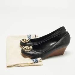 Pre Owned حذاء كعب عالي توري برش كعب روكي جلد لامع أسود مقاس 38