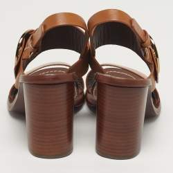 مملوكة مسبقًا صندل توري برش ثامز بكلة جلد بني مقاس مدينة 38 بحزام خلفي