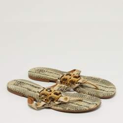 Pre Owned حذاء فلات بأصبع توري برش ميلر جلد لامع أسود مقاس 38.5