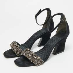 مملوكة مسبقًا Tory Burch Size 39.5 Black Suede Crystal Embellished Ankle Strap Sandals