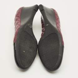Pre Owned Tory Burch Claremont Size 41 Burgundy/Black Leather and Patent Wedge Pumps