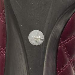 Pre Owned Tory Burch Claremont Size 41 Burgundy/Black Leather and Patent Wedge Pumps