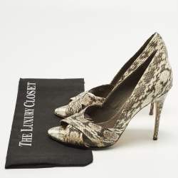 Pre Owned حذاء كعب عالي توري برش جلد نقش جلد الثعبان متعدد الألوان مفتوح من الأمام مقاس 39