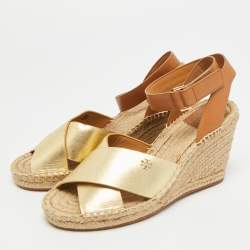 مملوكة مسبقًا صندل بكعب روكي تورى برش حزام عند الكاحل جلد ذهبي/بني مقاس 36.5