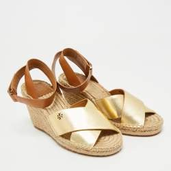 مملوكة مسبقًا صندل بكعب روكي تورى برش حزام عند الكاحل جلد ذهبي/بني مقاس 36.5