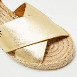 مملوكة مسبقًا صندل بكعب روكي تورى برش حزام عند الكاحل جلد ذهبي/بني مقاس 36.5