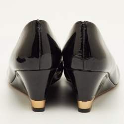 مملوكة مسبقًا Tory Burch Size 38 Black Patent Leather Round Toe Wedge Pumps