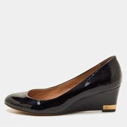 مملوكة مسبقًا Tory Burch Size 38 Black Patent Leather Round Toe Wedge Pumps