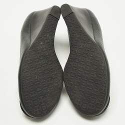 مملوكة مسبقًا Tory Burch  Size 36 Black Leather Sophie Peep Toe Wedge Pumps