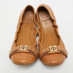 Pre Owned Tory Burch Ambrose Size 38.5 Brown Leather Scrunch  Ballet Flats