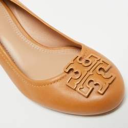 Pre Owned Tory Burch Benton Size 37.5 Tan Leather Wedge Pumps