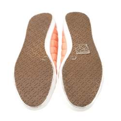 مملوكة مسبقًا حذاء باليرينا فلات توري برش جلد خوخي مبطن بفيونكة مزينة مقاس 39.5