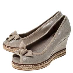 Pre Owned Tory Burch Beige Canvas Jackie Bow Espadrille Wedge Pumps Size 35