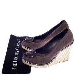 مملوكة مسبقًا Tory Burch Brown Canvas Peep Toe Wedge Espadrille Platform Pumps Size 40