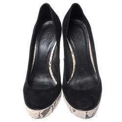مملوكة مسبقًا Tory Burch Black Suede And Multicolor Embossed Python Platform Sandra Wedge Pumps Size 37