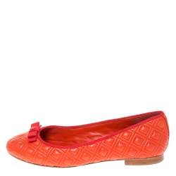 مملوكة مسبقًا Tory Burch Orange Quilted Leather Bow Ballet Flats Size 37