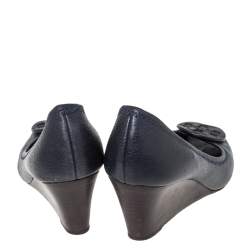 Pre Owned Tory Burch Blue Leather Logo Peep Toe Pumps Size 38.5