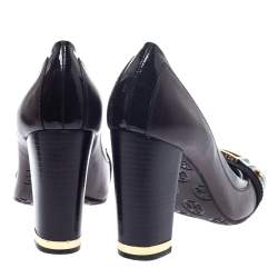 مملوكة مسبقًا حذاء كعب عالي توري برش جلد بني وجلد لامع كعب مربع سميك مقاس 38.5