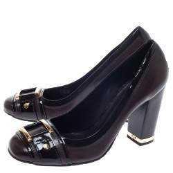 مملوكة مسبقًا حذاء كعب عالي توري برش جلد بني وجلد لامع كعب مربع سميك مقاس 38.5