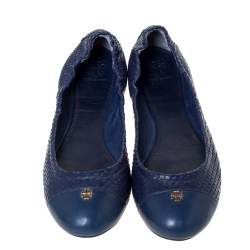 مملوكة مسبقًا حذاء فلات باليه توري برش مجعد غطاء مقدمة جلد نقش ثعبان أزرق مقاس 39